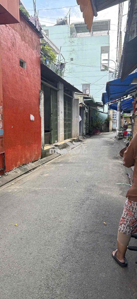 📍Ngay chợ tân trụ;nguyễn sỹ sách -dt: ngang 4x 10 trệt lững 2pn