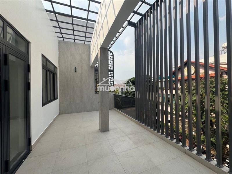 Bán biệt thự 300m2  khu nội bộ nguyễn văn hưởng , thảo điền. quận 2.