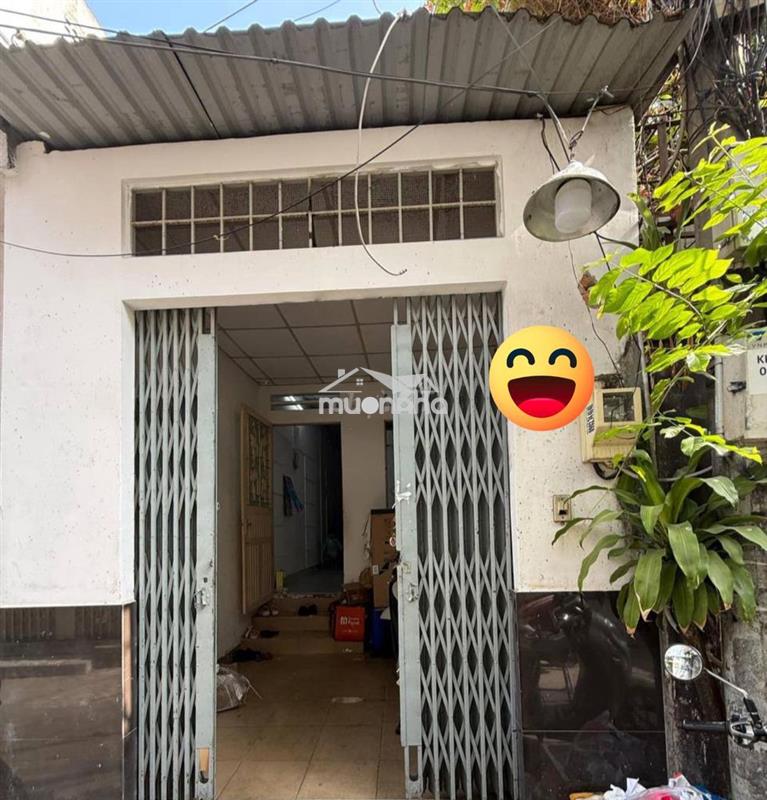 Nhà kế chợ chí hoà hẻm 3.5m shr