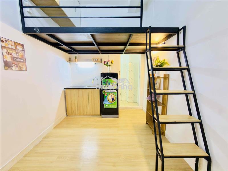 Duplex  full nt ngay siêu thị go tô hiến thành