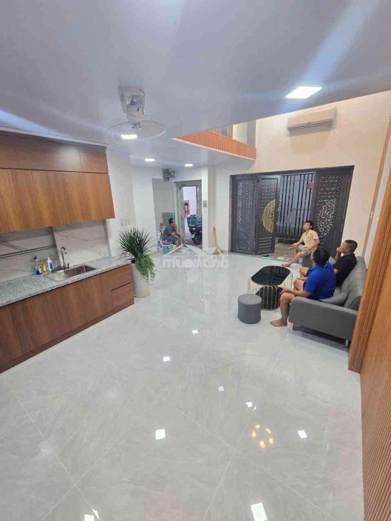 Bán nhà ngang 5 m cưcn hiếm sát  lũy bán bích giá nhỉnh 4 tỷ - 2
