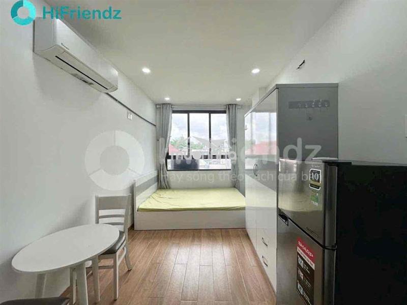 Căn hộ_cửa sổ ánh sáng tự nhiên_full nội thất_phòng mới_rộng thoáng