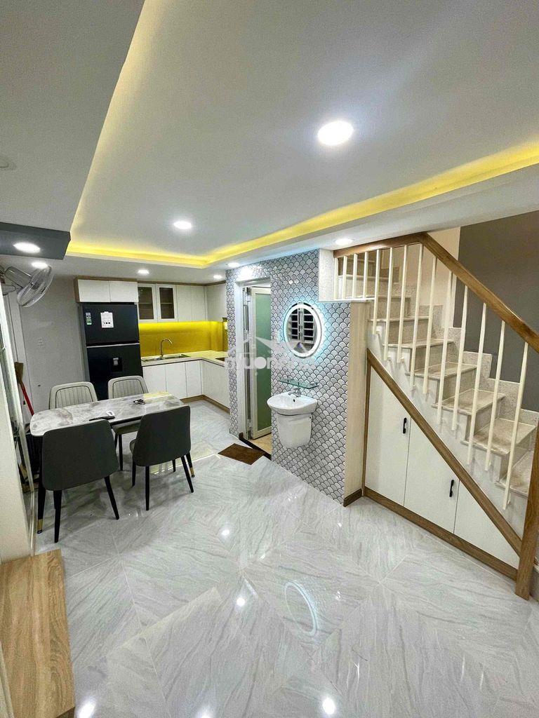 Nhà nguyên căn full nội thất huỳnh văn bánh 2pn2wc, chỉ 11tr ở gđ,kdol