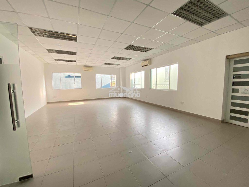 Mặt bằng kinh doanh ngay trung tâm quận 3 - diện tích lên tới 300m2 - 2