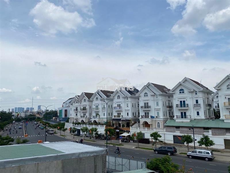 Phòng trọ mặt tiền dương quảng hàm