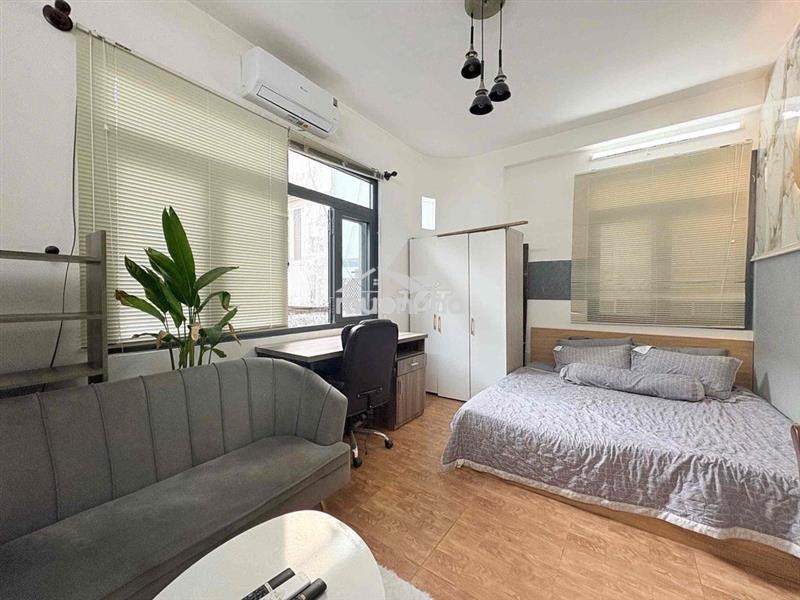 Cho thuê căn hộ 1pn tách bếp - cửa sổ trời thoáng lê hồng phong q10