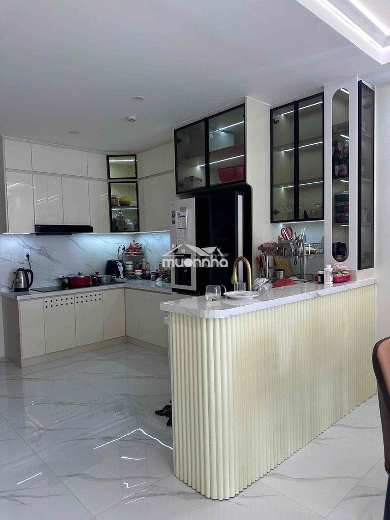 Căn hộ 2pn 2wc 92m2 đầy đủ nội thất the gold view