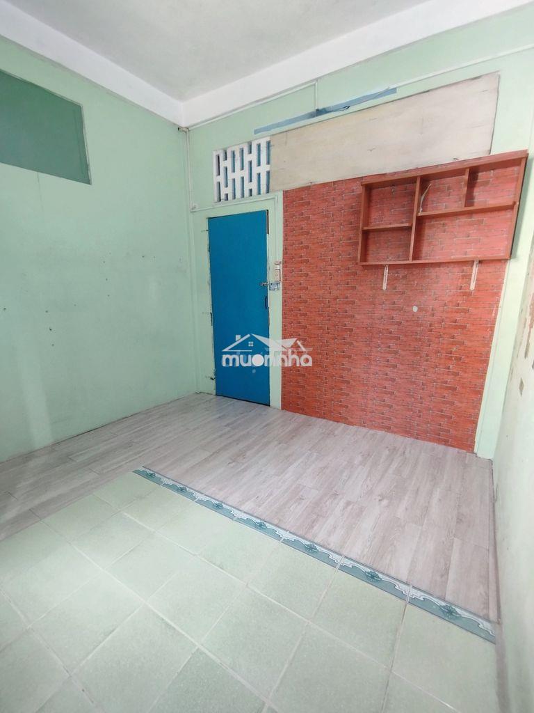 Phòng trọ chính chủ ngay trung tâm quận 1, giá 1tr7