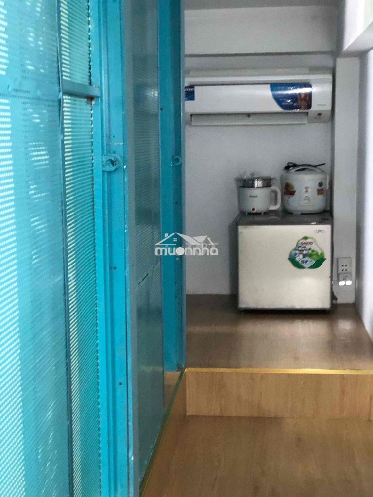 Sleep box nam tiện nghi tại 385 nguyễn sơn