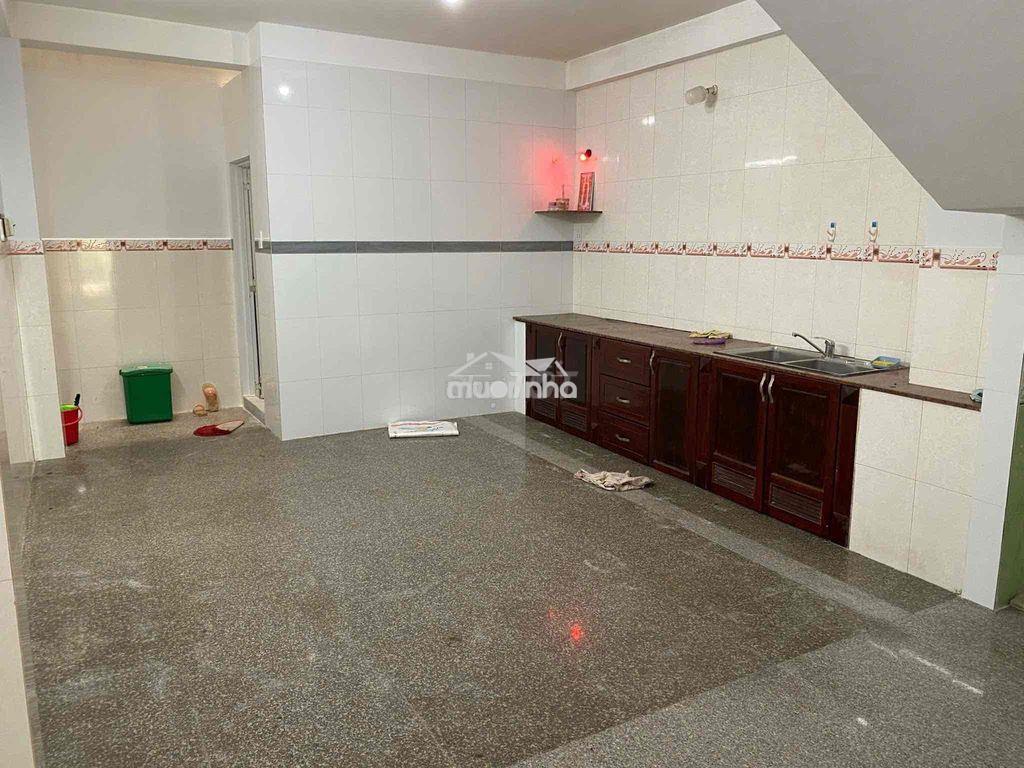 Mặt tiền hẻm võ văn kiệt q6 xe hơi 4pn - 4