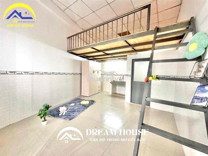 Phòng sát chợ phạm đăng giảng, rộng rãi gác cao, sẵn máy lạnh