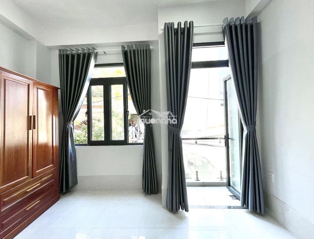 Phòng ban công mới xây ngay cmt8 gần cv lê thị riêng - 3