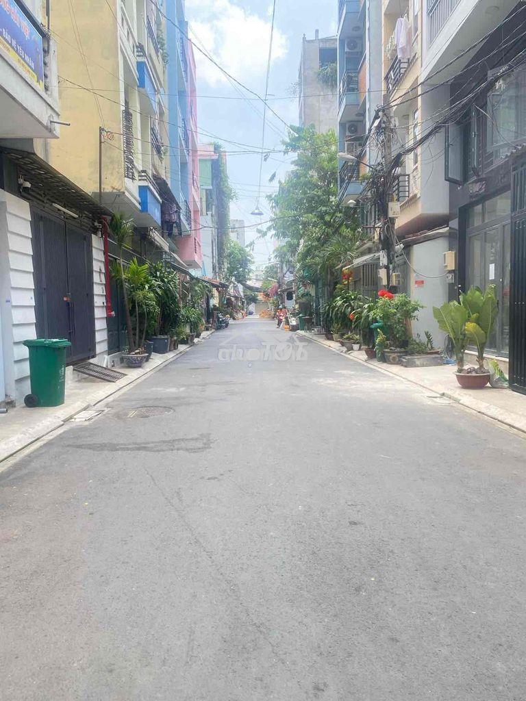 Ngộp bank 5 tỷ 4.2*15m . 3 tầng. phạm văn bạch - tân bình