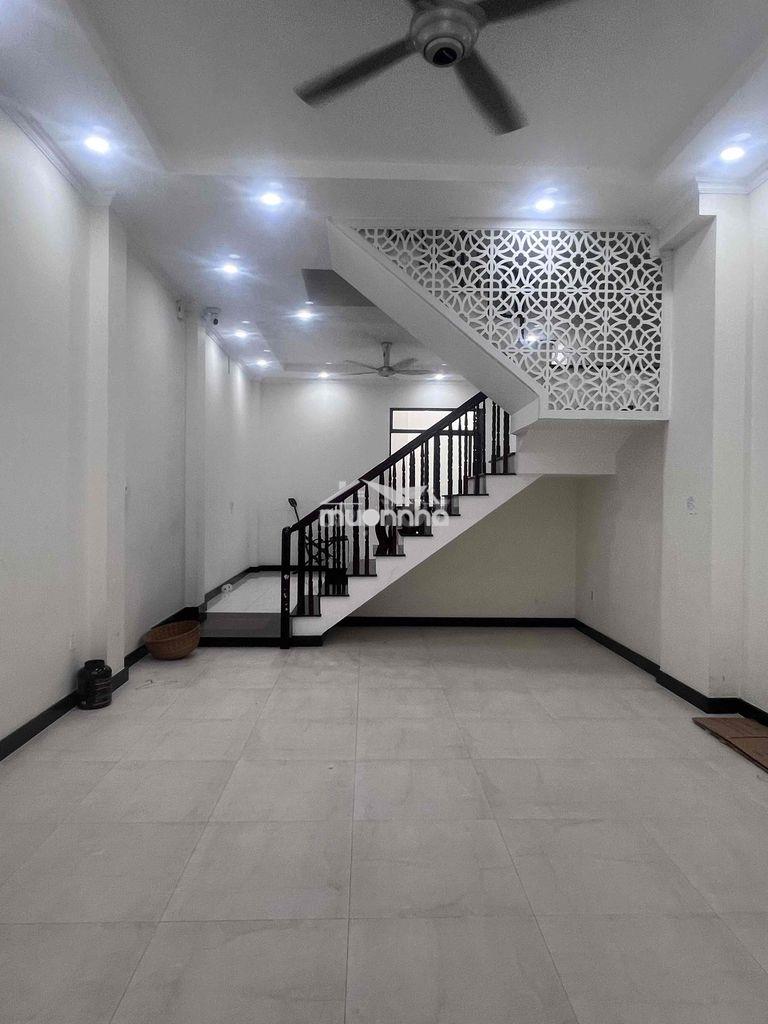 Cho thuê nhà mới  hxt rộng rãi - 3
