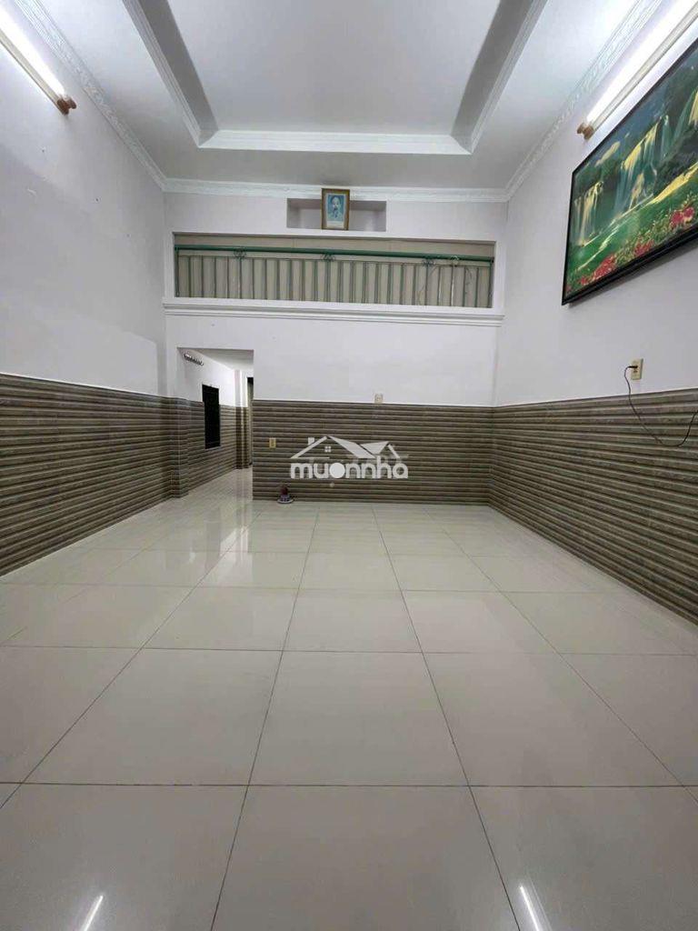 Nhà nguyên căn phạm văn chiêu có máy lạnh hẻm thông 4x15m lững 3pn