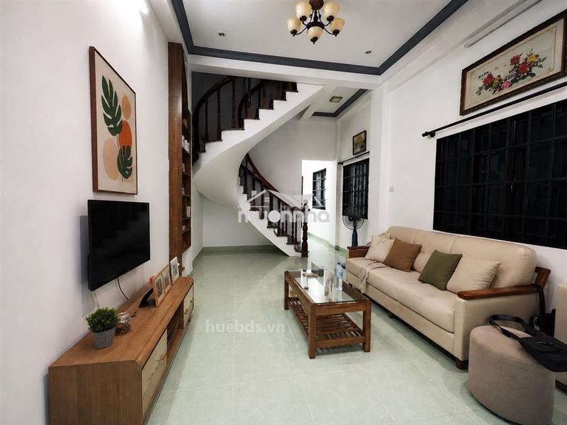 Nhà 2 tầng, 4x19, sân để xe riêng, gần nguyễn thị thập, q7, nhỉnh 4 tỷ