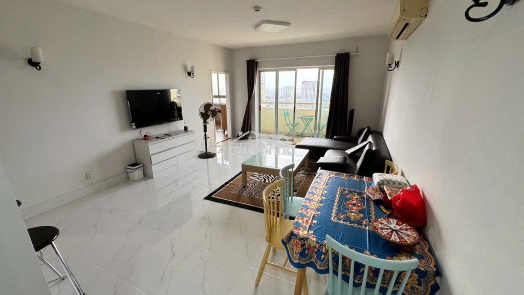 Cần cho thuê ch hùng vương plaza p12. q5 dt 130m2, 3pn, 3 wc,giá 23tr - 3