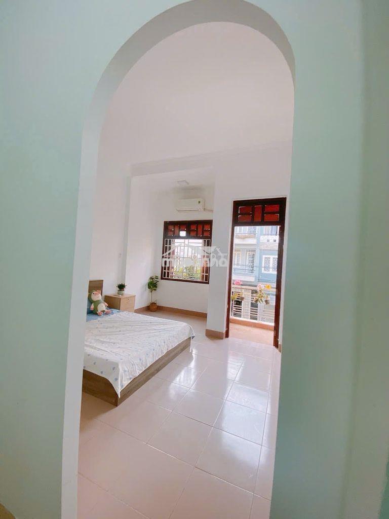 🏡 Căn hộ 1pn có ban công riêng, full nội thất - trung tâm quận 8