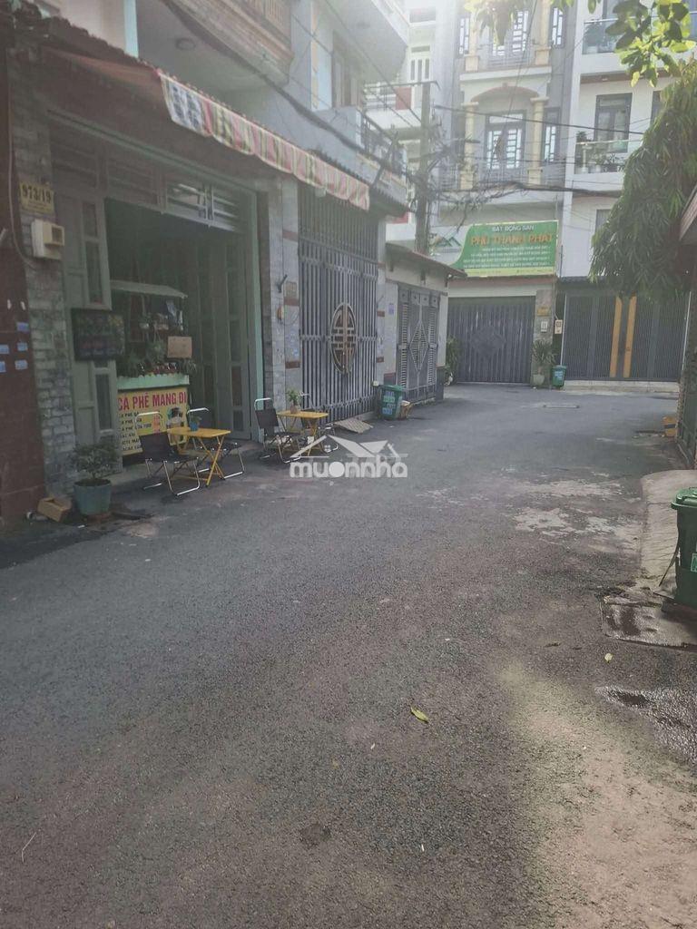 Nhà nguyễn ảnh thủ. lê văn khương  ngay chợ hiệp thành q12. dt 92m2