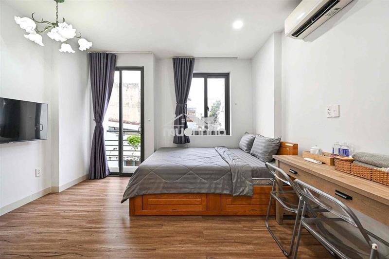 Cho thuê phòng ban công gần ngã 6 phù đổng - đại học hoa sen
