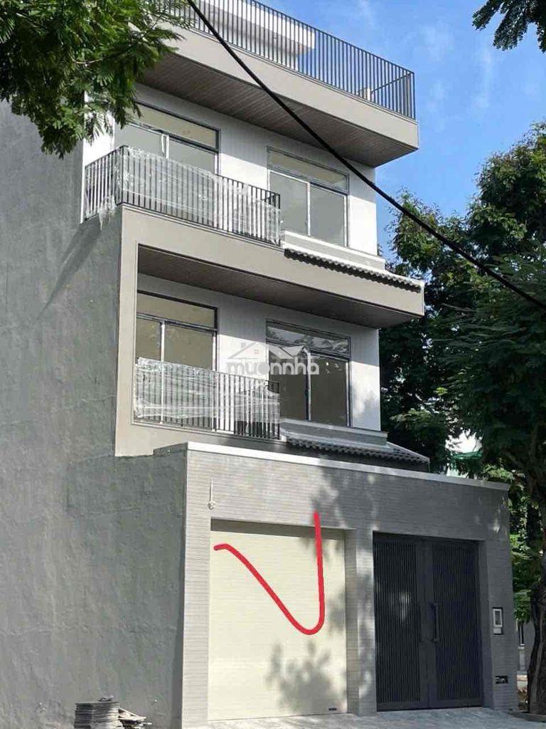 Văn phòng mới xây 30m2 kdc hưng phú - gần vòng xoay liên phường q9