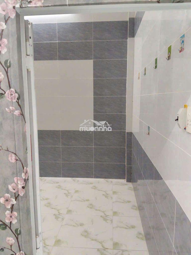 Nhà cho thuê mới đẹp tại quận 6 - 3