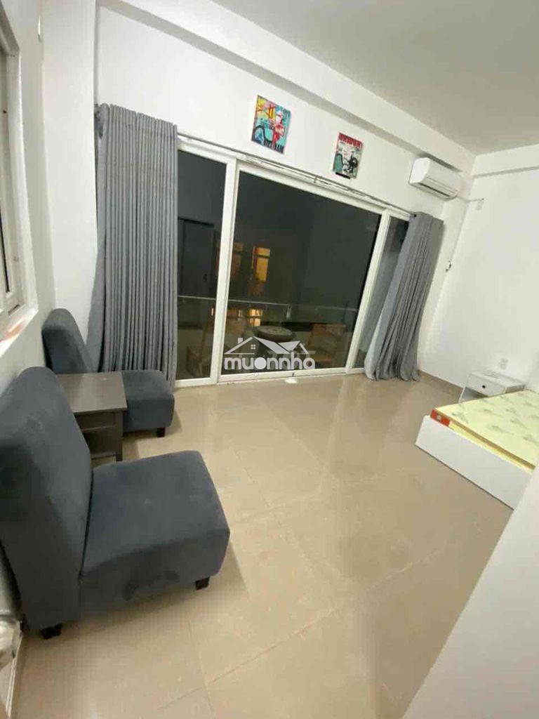 Căn hộ ban công 2pn full nt ngay nguyễn văn cừ q1 y hình - 2