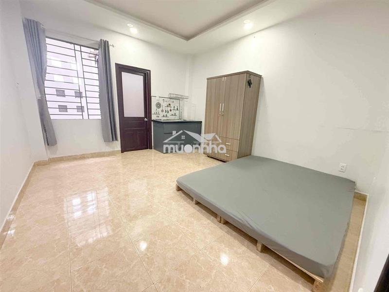 Phòng 30m phan đăng lưu phú nhuận. cách quận 1 chỉ 5 phút
