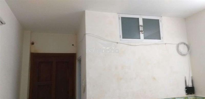Cho thuê phòng trọ 15m2 đường trường sa p12q3 