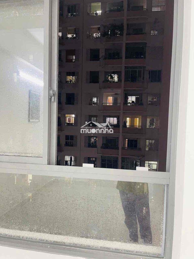 Chính chủ bán cao ốc b ngô gia tự (74,5m2 2pn 2 wc)