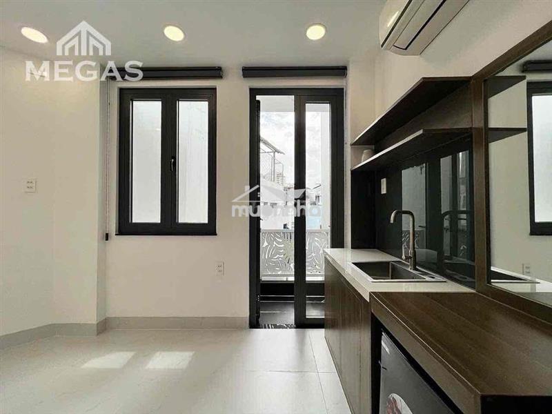 🥳 Cho thuê studio full nội thất có bancol - nhà mới ngay ngã tư pn 🥳