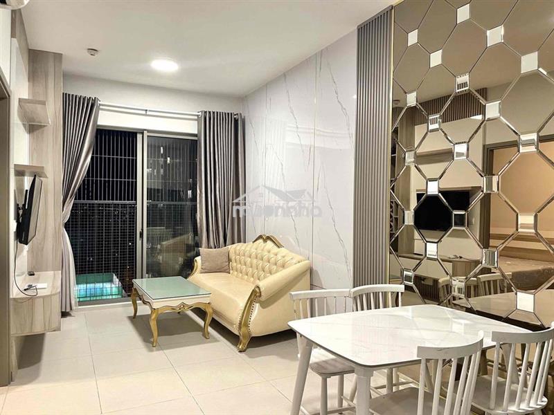 ⭐️ Cho thuê căn 9 triệu - full nội thất - view hồ bơi