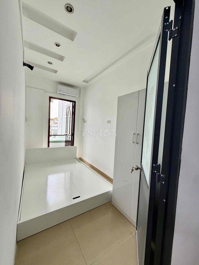 Căn hộ 2pn ban công riêng tiện nghi chợ xóm mới hình thực tế - 2
