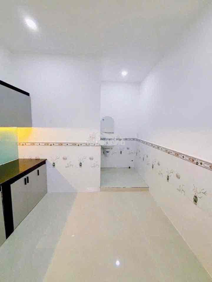 Hẻm 6m tô hiệu & chợ cây keo, 2 tấm, 4 x 18m, 3 phòng ngủ, 3 wc - 4