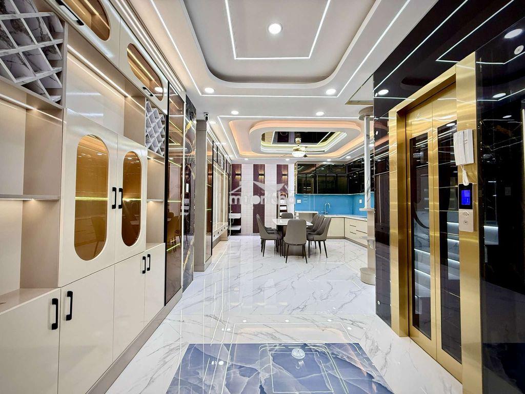 Nhà 5m x 15m. 4 tầng có thang máy đường lê thị riêng - 4