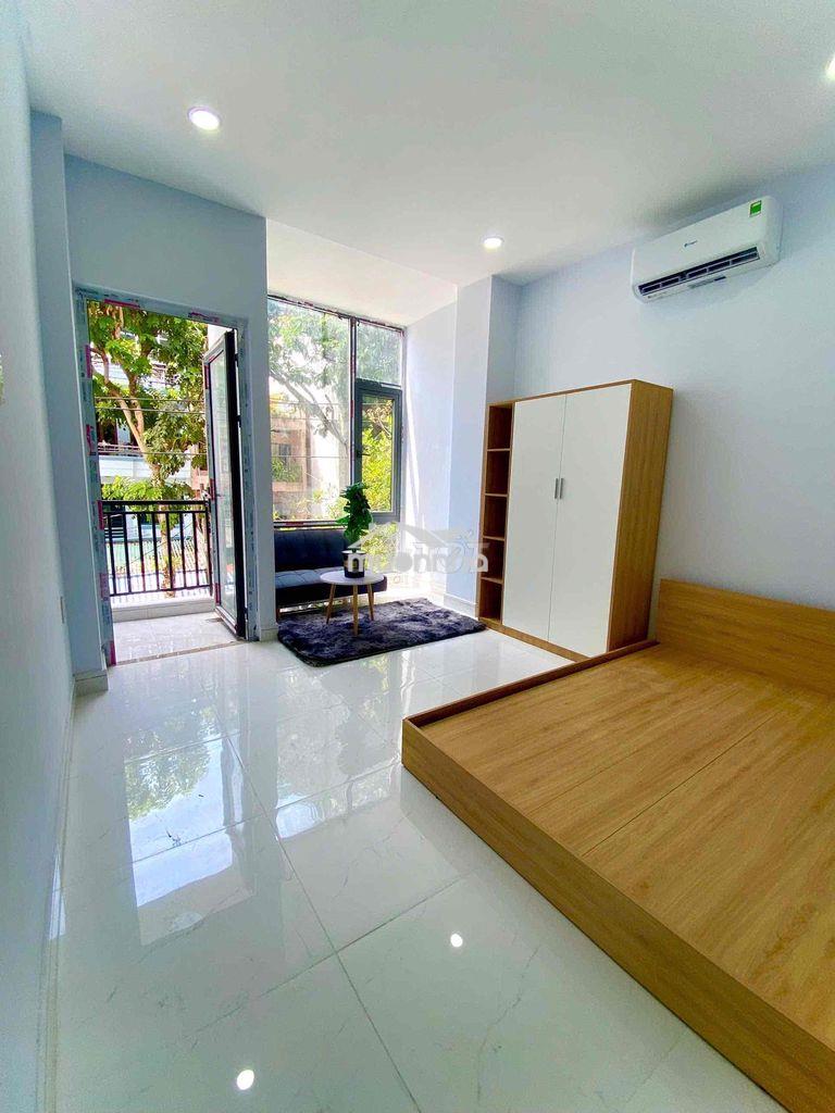 Studio ban công_cửa sổ_fullnội thất_toà nhà viettel_vòng xoay dân chủ