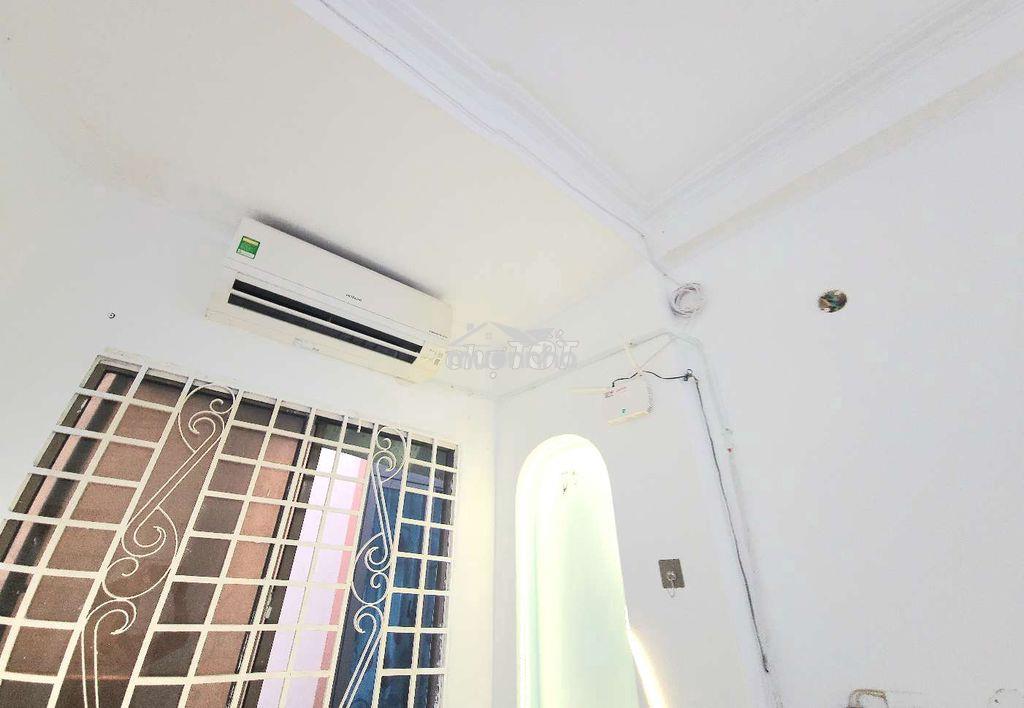 Để xe rộng toilet riêng ban công cửa sổ máy lạnh inverter 3tr9 - 2