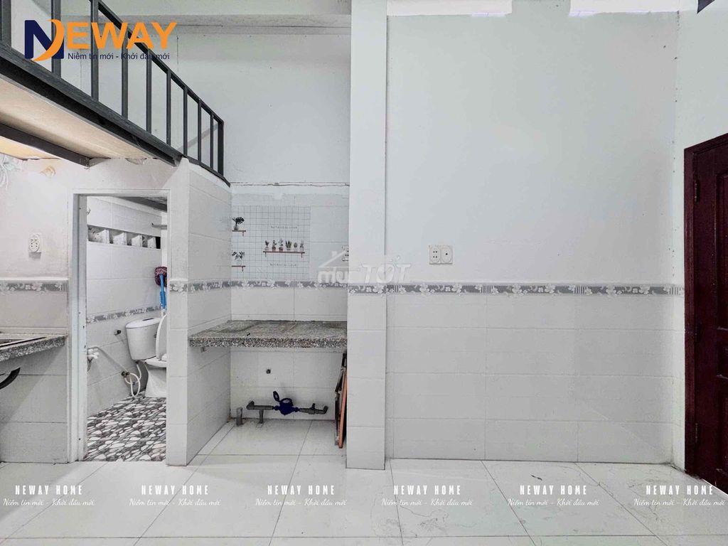 Cho thuê phòng có gác ngay tỉnh lộ 10 - có máy lạnh - gác cao đứng đc - 4