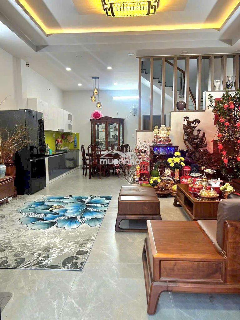 Bán nhà đẹp cạnh tâ.n kỳ tân quý - hẻm xe hơi - ( 5.6x16m ) hơn 5