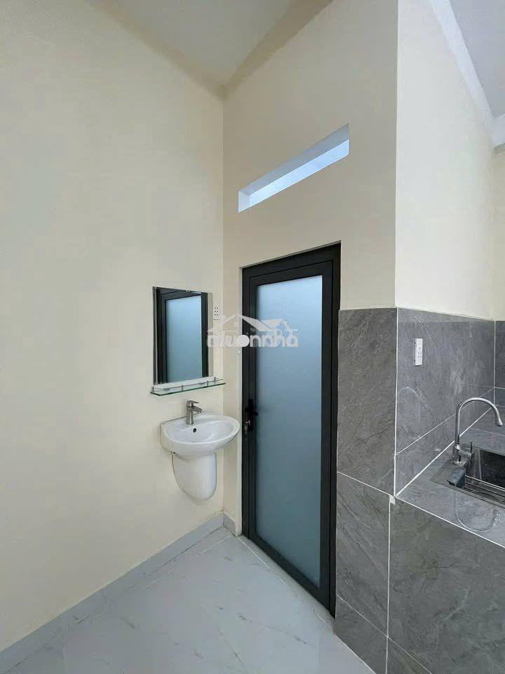 Nhà hẻm 4m khuôn việt cách mt 1 căn dt: 4x16 2 tầng 3pn 3wc giá 5.6 tỷ - 4