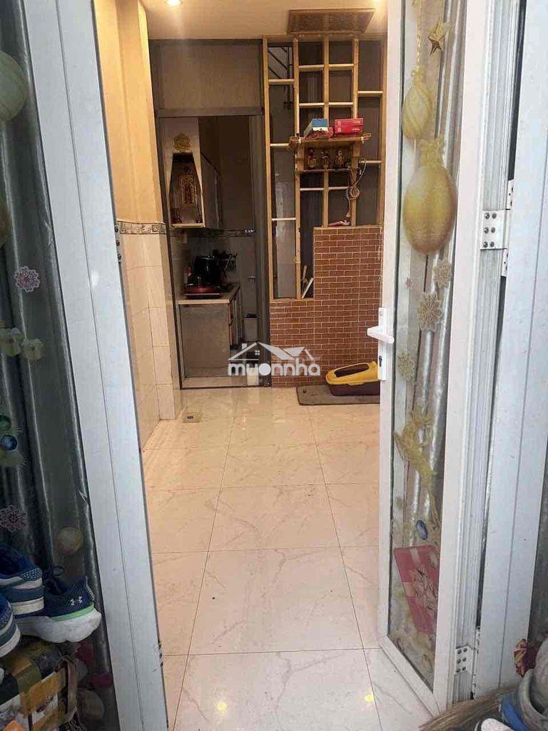 Nhà đẹp cần bán đường bến vân đồn f2q4 - 2