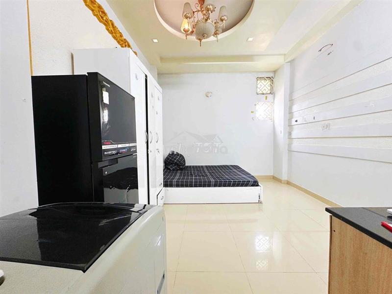 Phòng cửa sổ 30m2 | full nt | máy giặt riêng | ngay cmt8 q10
