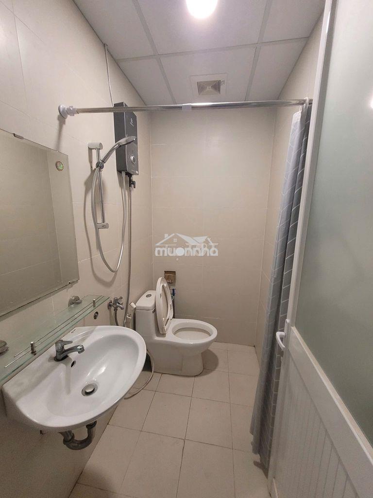 Em cần cho thuê căn hộ 62m2 nhà trống giá thuê chỉ 6tr5 - 7tr /tháng - 3