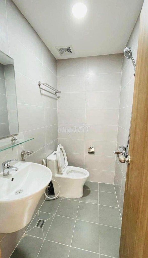 Cho thuê nhanh căn 2pn 5tr5, sẵn 1máy lạnh, bếp hút mùi, dọn vào ởliền - 3