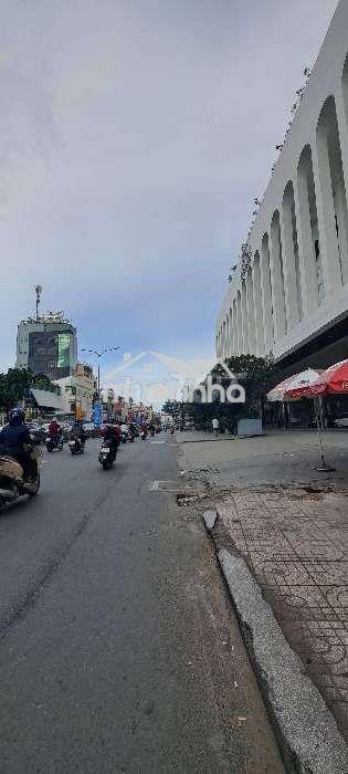 Bán nhà , đường lạc long quân ,p11 tân bình 30m2 ,3 tầng ,giá : 4.15tỷ
