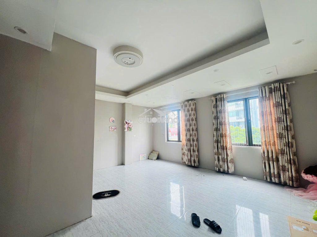 Cho thuê tòa nhà trường chinh 7 tầng thang máy - vừa ở vừa kinh doanh - 2