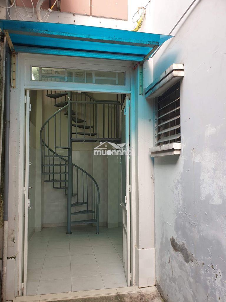 Cho thuê nhà đường huỳnh văn bánh, phường 11, phú nhuận