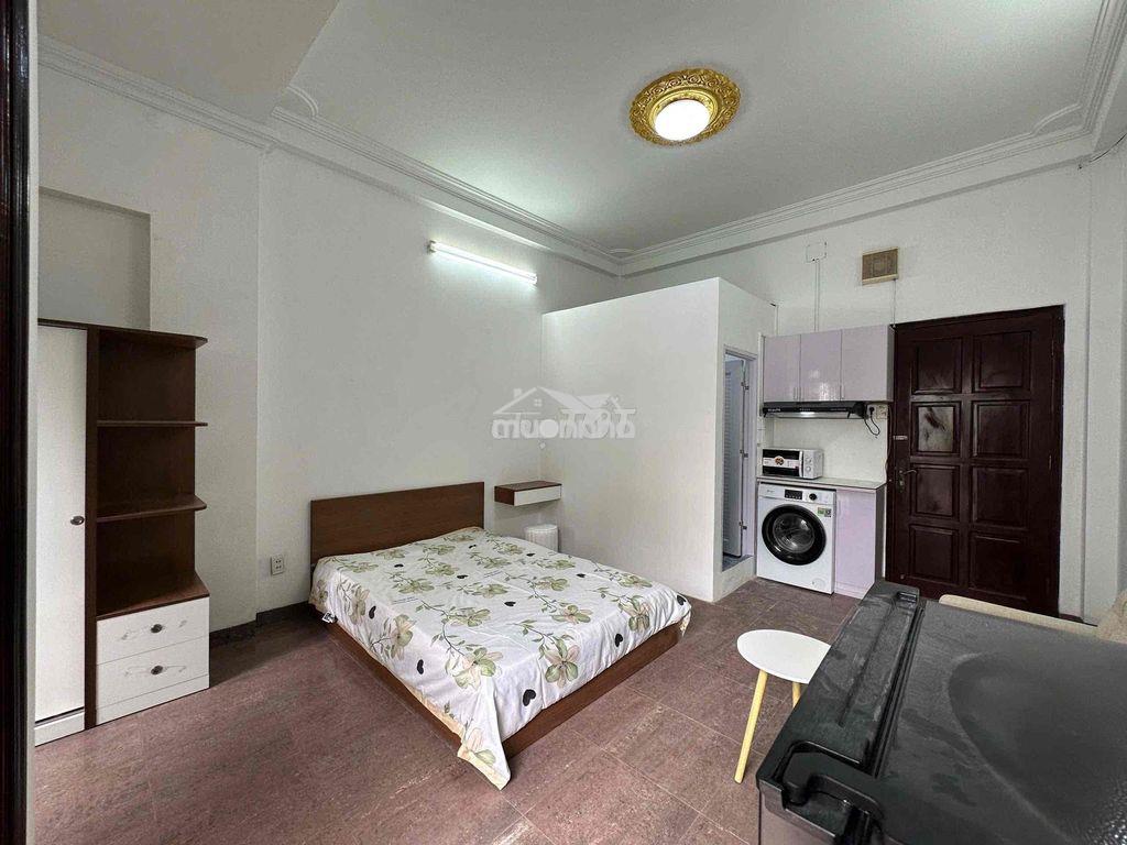 Cho thuê chdv - 40m2 - ban công - máy giặt riêng - thành thái, q10 - 2