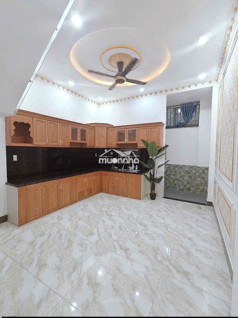 Nhà 1 trệt 1 lầu giá rẻ - 4