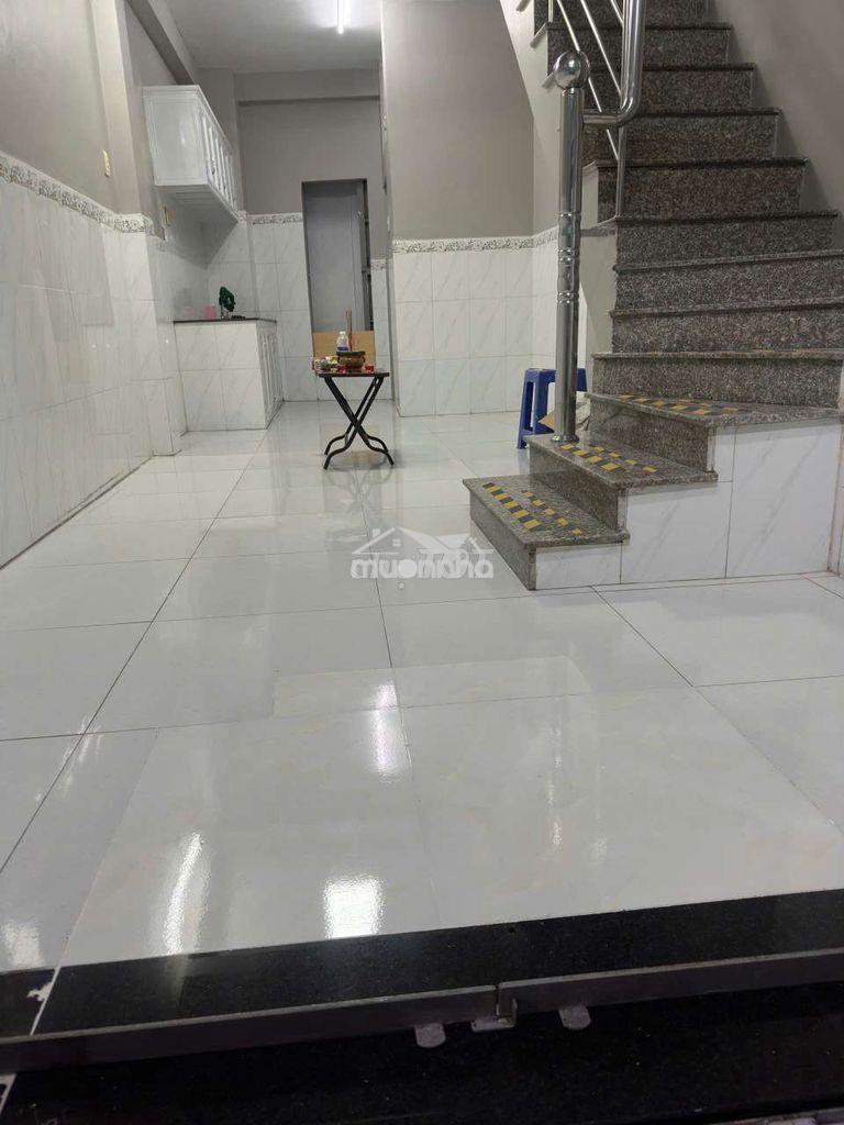 2 phòng hẻm 129 nguyễn trãi